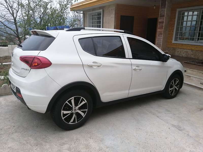 خودروی لیفان X50